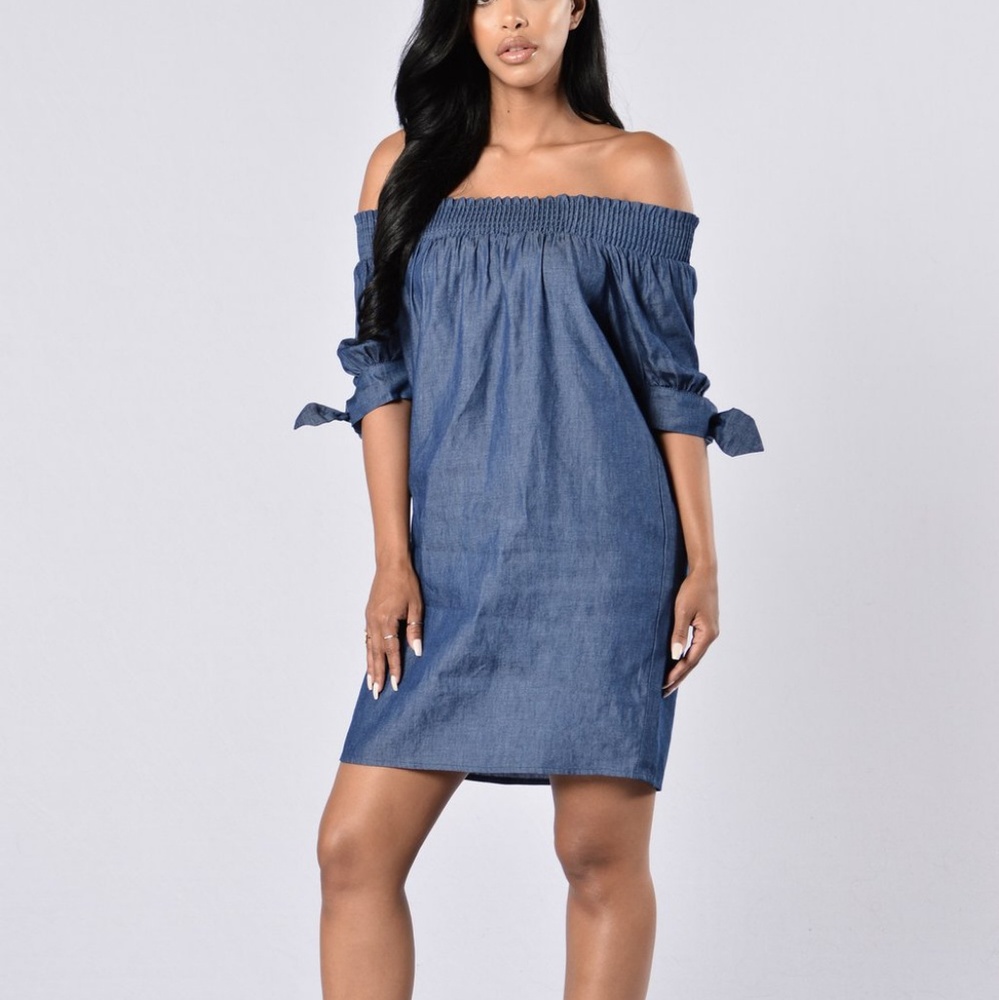 Fashion Nova off the shoulder dress denim - Picture 5 of 8
